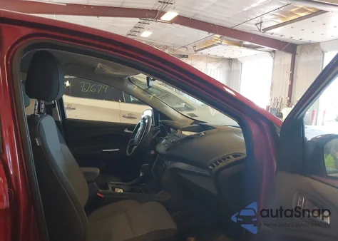 2017 Ford Escape Se z USA, uszkodzony, nr VIN 1FMCU9GD4HUB25193